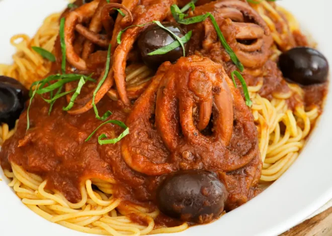 Mie dengan Saus Cumi